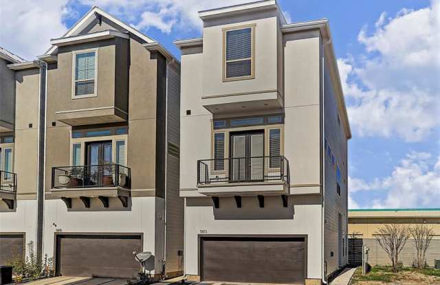 5813 E post oak Lane - 5813 E Post Oak Ln, Houston, TX 77055