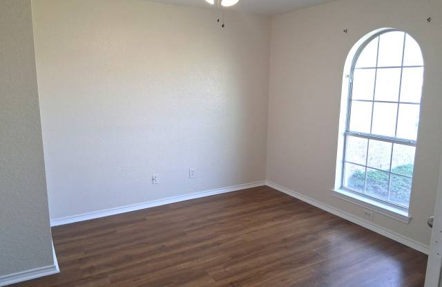 4800 Aspen Drive Gallery 3