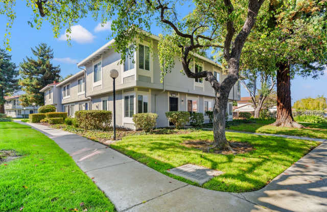 Brand-New, Fully Renovated 3 Bd / 1.5 Bth Condo in Union City - 4910 Lowry Road, Union City, CA 94587