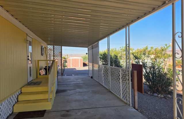 Charming 1-Bedroom Home on Spacious Lot in Bullhead City Gallery 3