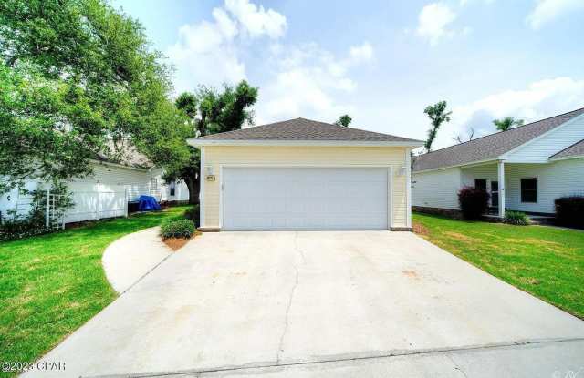 4021 Oak Forest Drive Gallery 2