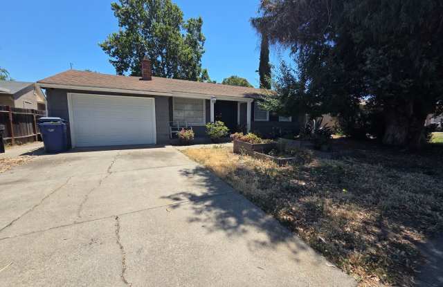 3Bx1B COMING SOON! 7609 East Pkwy, Sacramento 95823 photos photos