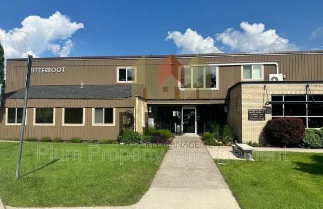 1547 South Higgins Avenue photos photos