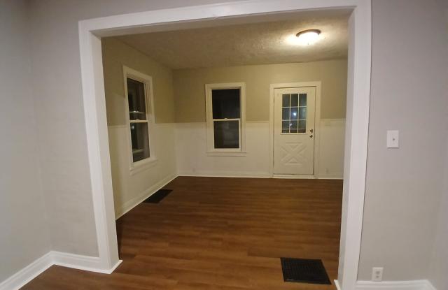 309 West Memorial Drive Gallery 4