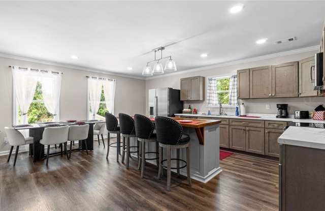 110 Circlewood photos photos
