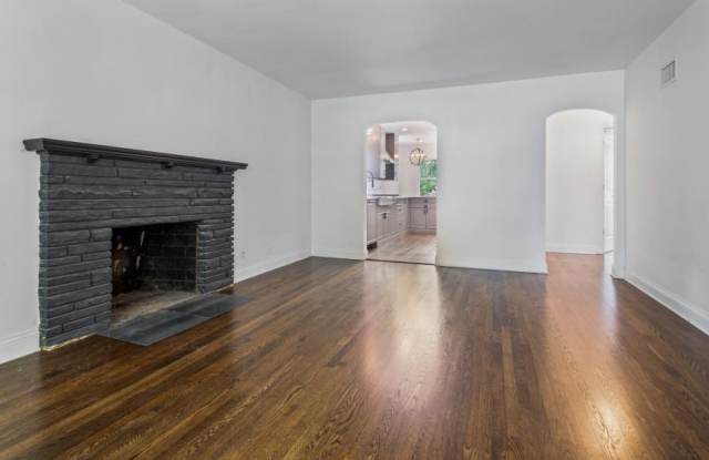 6114 North Lenox photos photos 6114 North Lenox photos photos