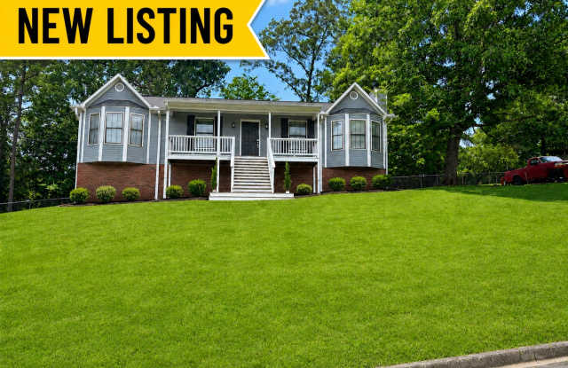Beautiful 3BR/2BA Pinson Home with Large Yard photos photos