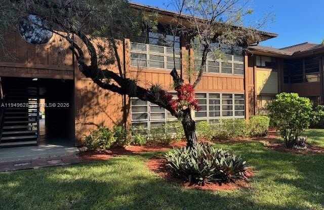 4970 NW 102nd Ave photos photos