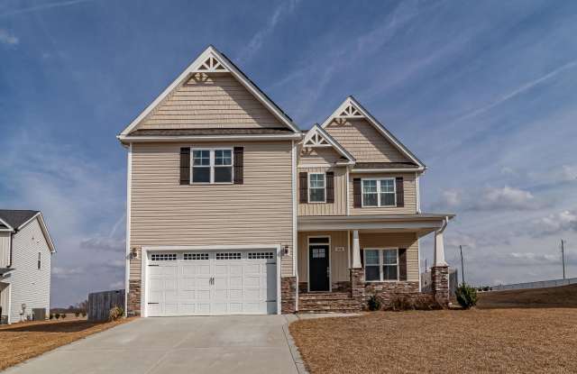 SPACIOUS 2-Story Home in Pikeville School District (3 BR | 2.5 BA w/ Bonus Room) photos photos