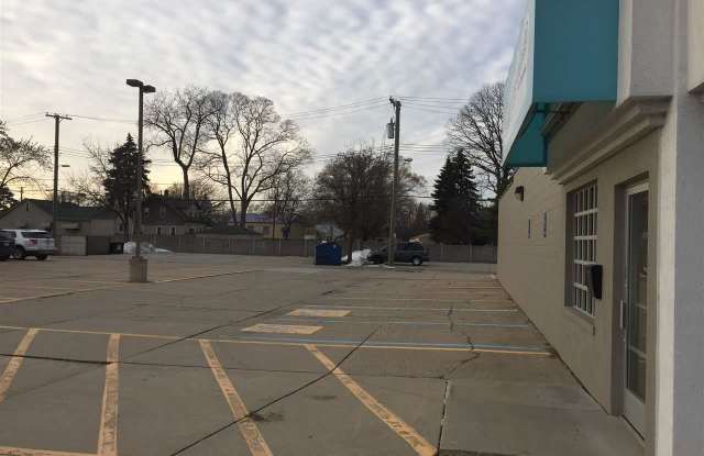 21339 Gratiot Avenue Gallery 4