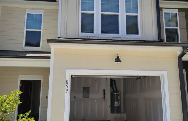 859 Mckenzie Park Terrace Gallery 3