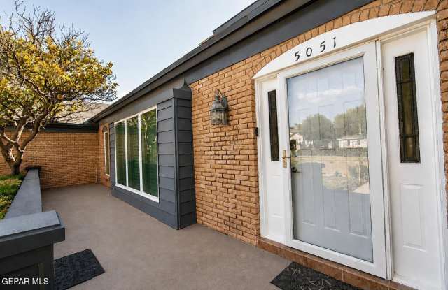 5051 MONTOYA Drive Gallery 4