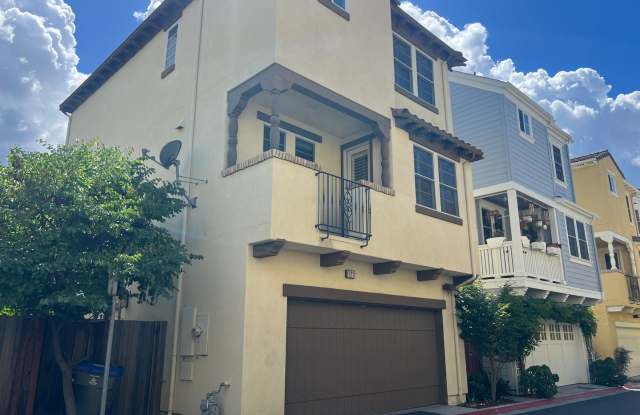 Beautiful 3 bed 3.5 bath Townhouse with A/C in Mountain View. Blocks from Downtown. photos photos Beautiful 3 bed 3.5 bath Townhouse with A/C in Mountain View. Blocks from Downtown. photos photos