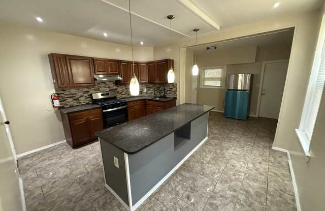 910 Mechanic Street - 910 Mechanic Street, Camden, NJ 08104