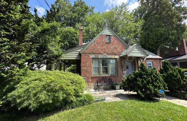Charming 1930s Stone  Brick Cottage – 3BR, 1BA – Cozy  Convenient! photos photos