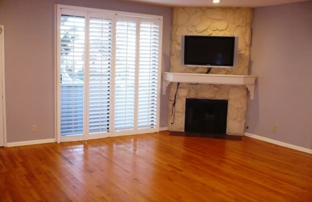 8172 Manitoba St., #1 - 8172 Manitoba Street, Los Angeles, CA 90293