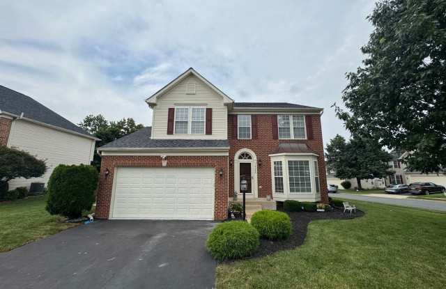 Stunning 4 Bed 3 Bath Home With Spacious Yard In Desired Somerset ***Coming Soon*** photos photos
