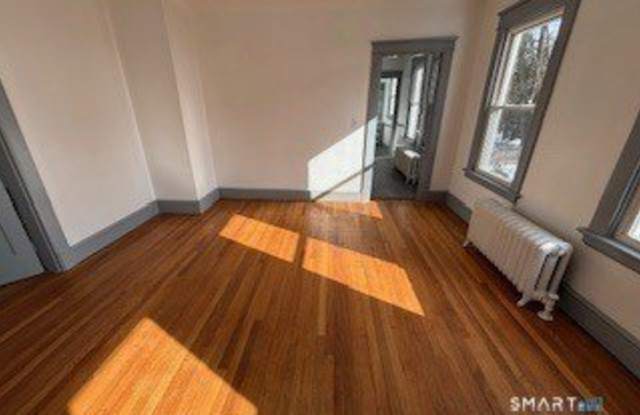 14 Guilfoile Street Gallery 3