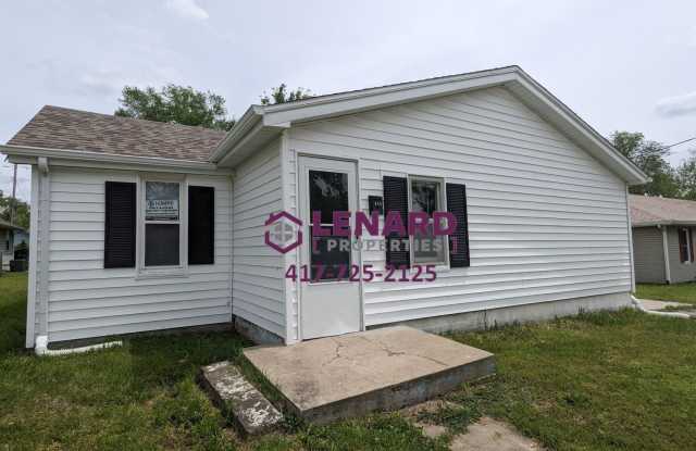 Cozy 2 Bedroom, 1 Bathroom Home! photos photos