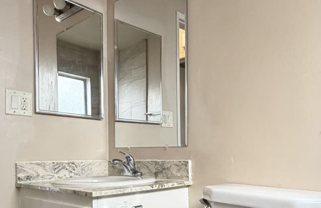 4425 Ocean View Boulevard photos photos