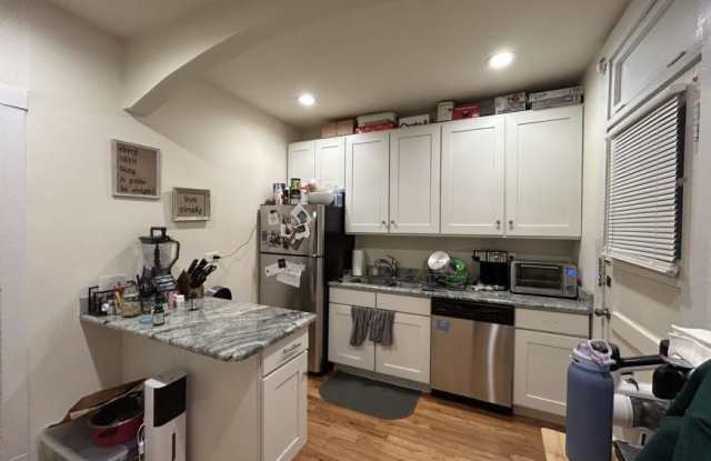2555 W Eastwood photos photos