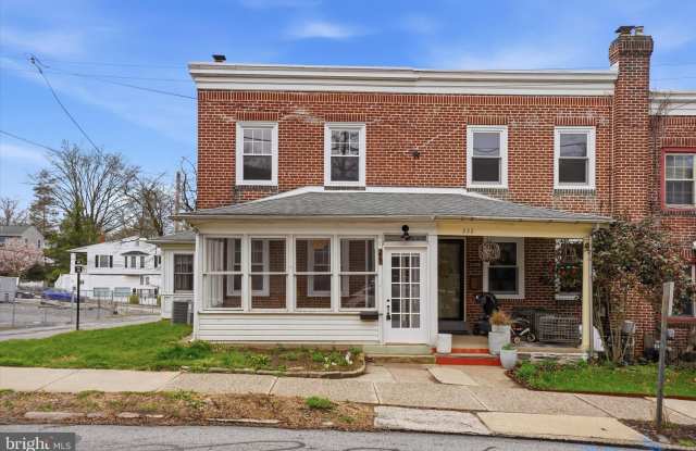 220 N ORANGE Street photos photos