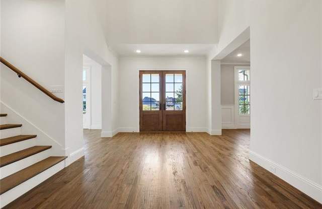 4150 Newman Boulevard Gallery 4