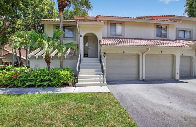 5530 Coach House Circle unit: E photos photos