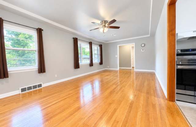 1428 Avondale Drive Gallery 3