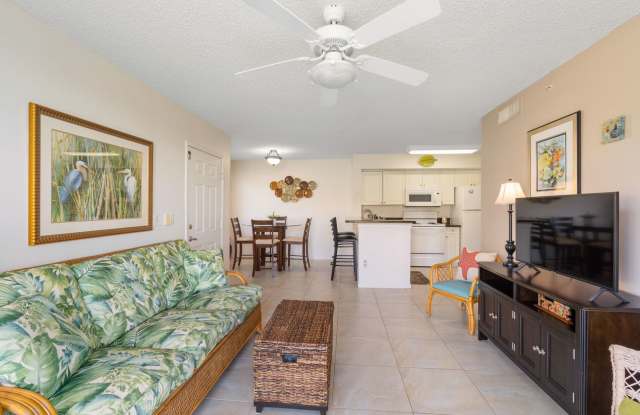 ***UNFURNISHED ANNUAL***BEAUTIFUL***ANNUAL/SEASONAL RENTAL***ENCLAVE***FIRST FLOOR***1 BED / 1BATH*** photos photos