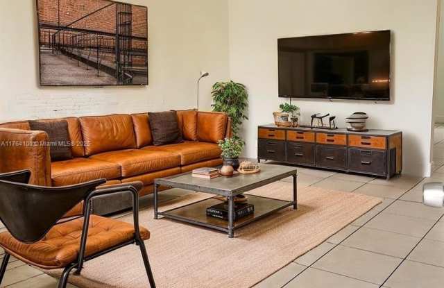 318 Majorca Ave - 318 Majorca Avenue, Coral Gables, FL 33134
