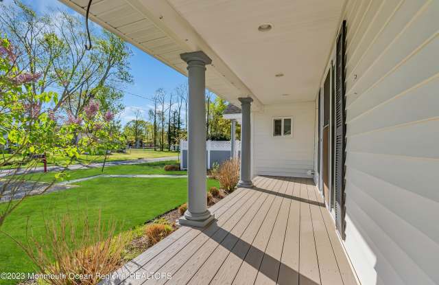 140 Idlewood Avenue Gallery 3