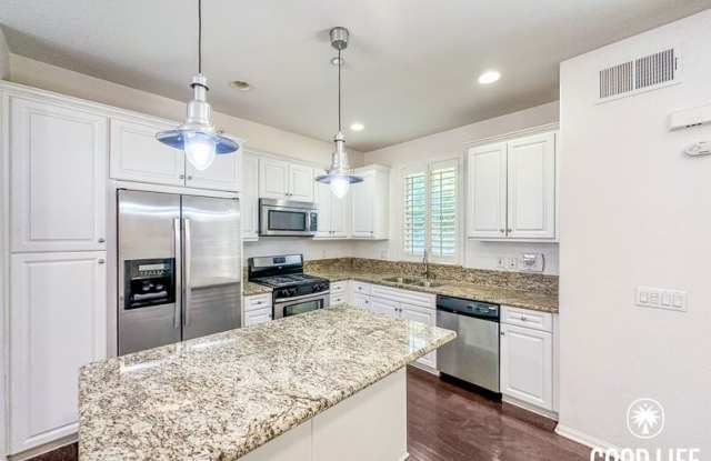 1823 Peach Ct photos photos
