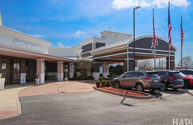 6175 W Grand Avenue photos photos