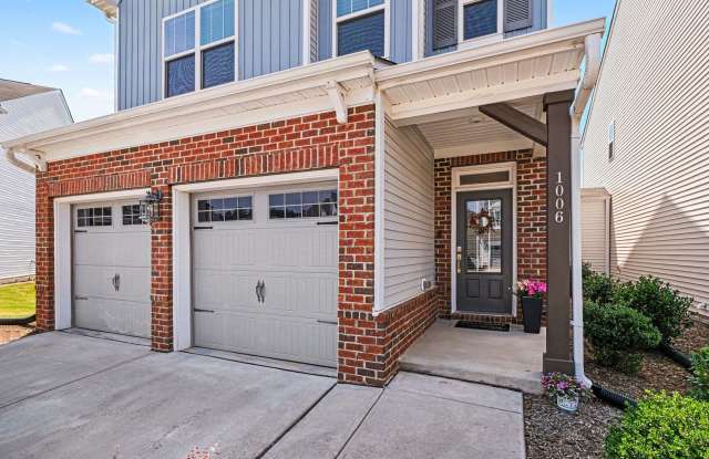 Beautiful 3-Bedroom Home in Trivium at Brier Creek | Available Now Gallery 4