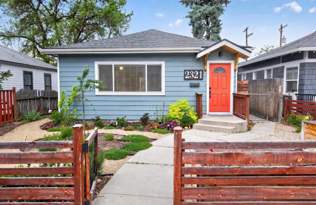 Beautiful 1930's 2bd/2ba Bungalow in Boise's Historic North End photos photos