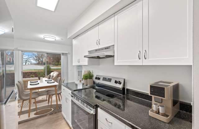 Williamsburg of Cincinnati photos photos