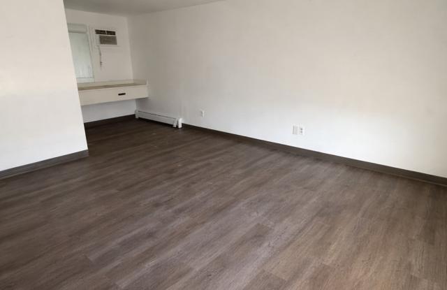 2199 South Linn Avenue Gallery 2