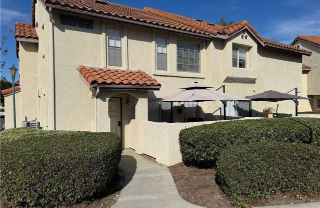 23401 La Crescenta - 23401 La Crescenta, Mission Viejo, CA 92691