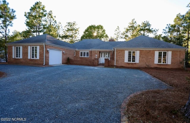 9 Harness Place - 9 Harness Place, Pinehurst, NC 28374