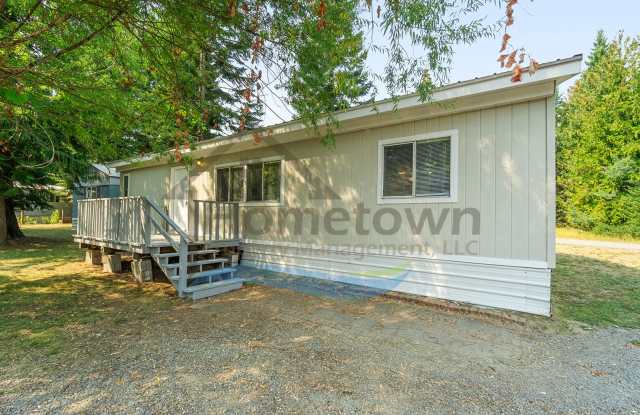 3 Bedroom 2 Bathroom Home with Off-Street Parking Available in Sagle, Idaho! photos photos