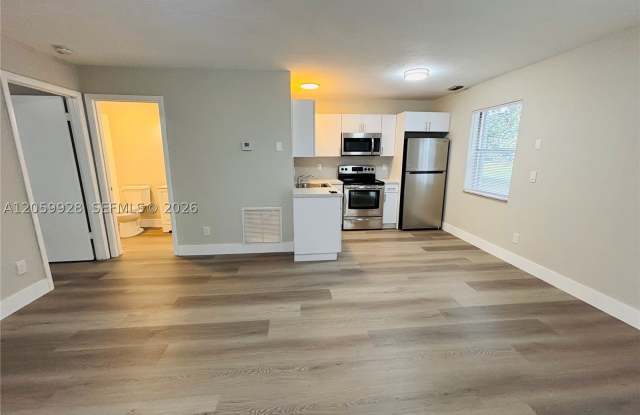 1011 SW 8th St photos photos 1011 SW 8th St photos photos