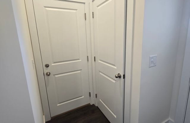 New Construction 4 Bedroom 2.5 Bath Townhome Gallery 4