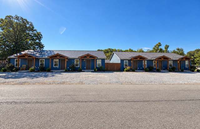 2 Bedroom/2 Bathroom Triplex Unit • Southside Gallery 2