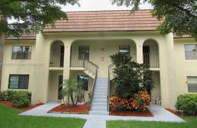 110 Lake Meryl Dr photos photos