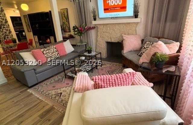 180 NE 82nd Ter Gallery 2