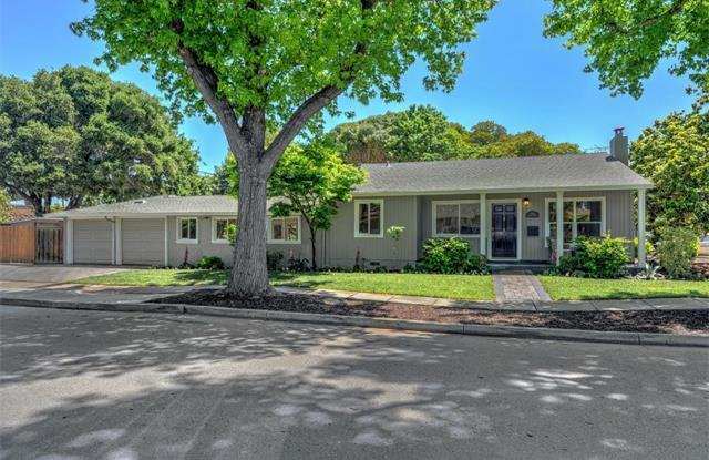 Beautiful  Bright Updated 3 Bedroom 2 Bath Menlo Park Home photos photos