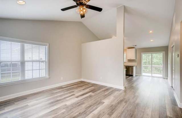 332 Lone Tree Lane Gallery 2