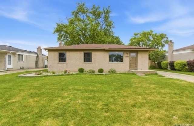 4950 Windham Drive photos photos