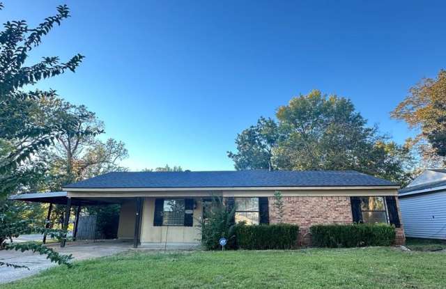 Charming 3BR House in Bossier City - 3301 Thunderbird Lane, Bossier City, LA 71112